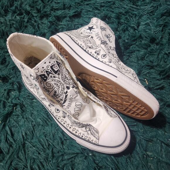Converse Chuck Taylor All Star High Top BACA Bandana Print Men’s 9 Women’s 11 - Picture 1 of 7